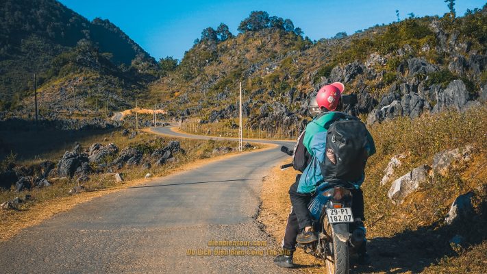 Phượt xe máy tại cao nguyên đá Tả Phìn
